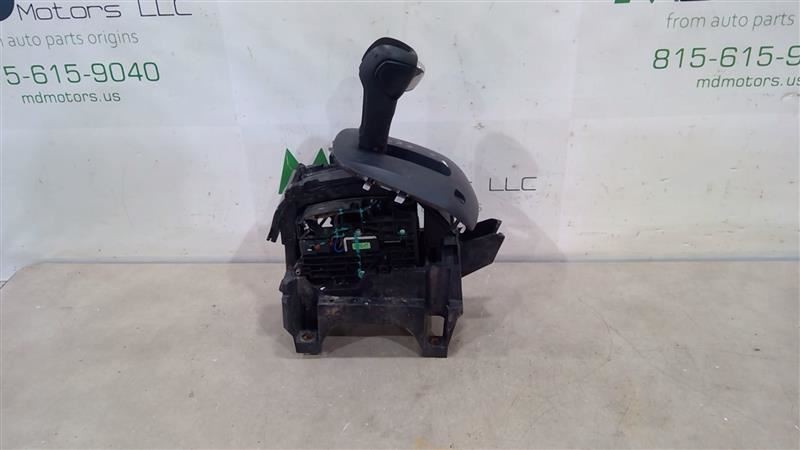 2017-2020 CHEVROLET TRAX GEAR SHIFT SHIFTER SELECTOR BOX KNOB 42643056