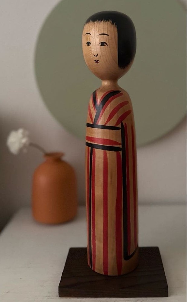 Yuji Takahashi Kokeshi Doll Wood 30.5cm Vintage Red Black Stripes