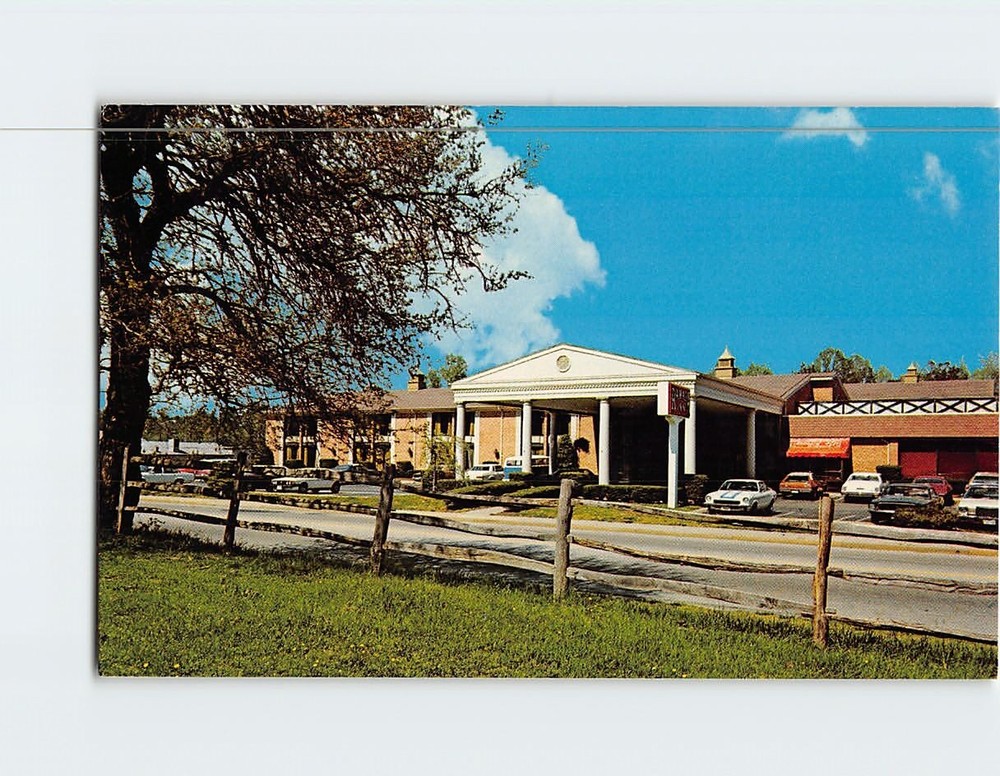 Postcard Ramada Inn East (Colonial Area) Williamsburg Virginia USA