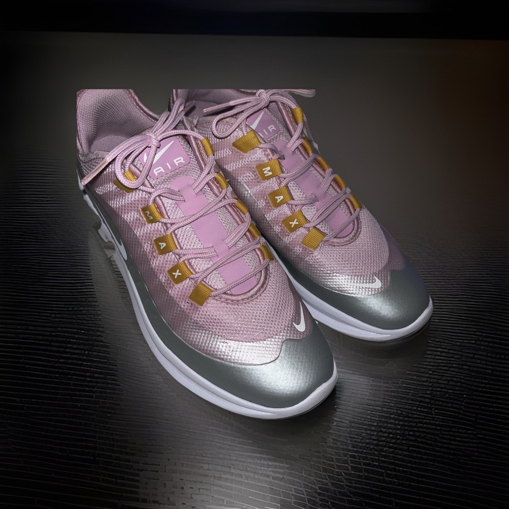 Nike Women's Air Max Premium Running Shoe Style women’s size 7
