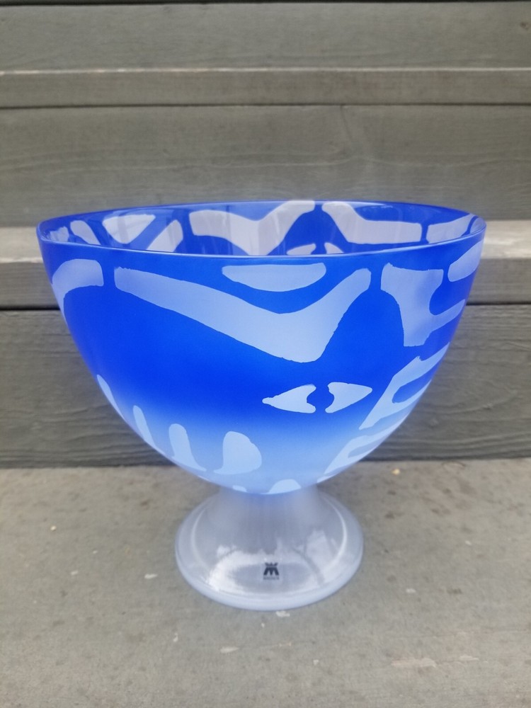 Magnor Norway 8.5-Inch Abstract Scandinavian Glass Pedestal Bowl Vase-image