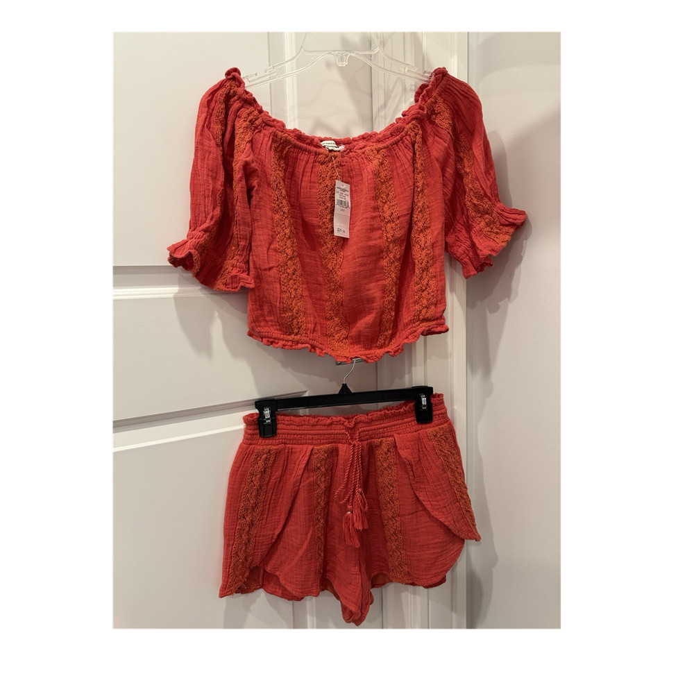 American Eagle Outfitters Red Crochet Tassel Top & Shorts Set Women's Size S