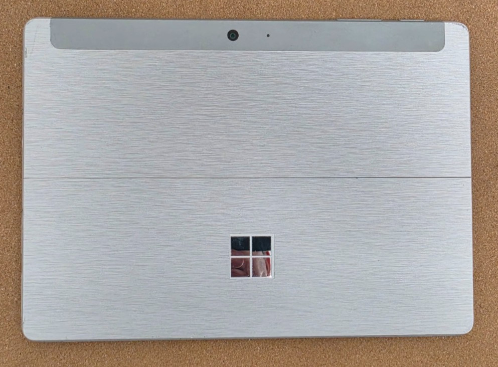 Microsoft Surface Go Pentium 4415Y 4GB Ram 64GB SSD Win 11 Pro ***READ***
