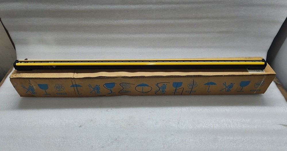 SICK C4C-SA090 30A10000 SAFETY LIGHT CURTAIN 1211498