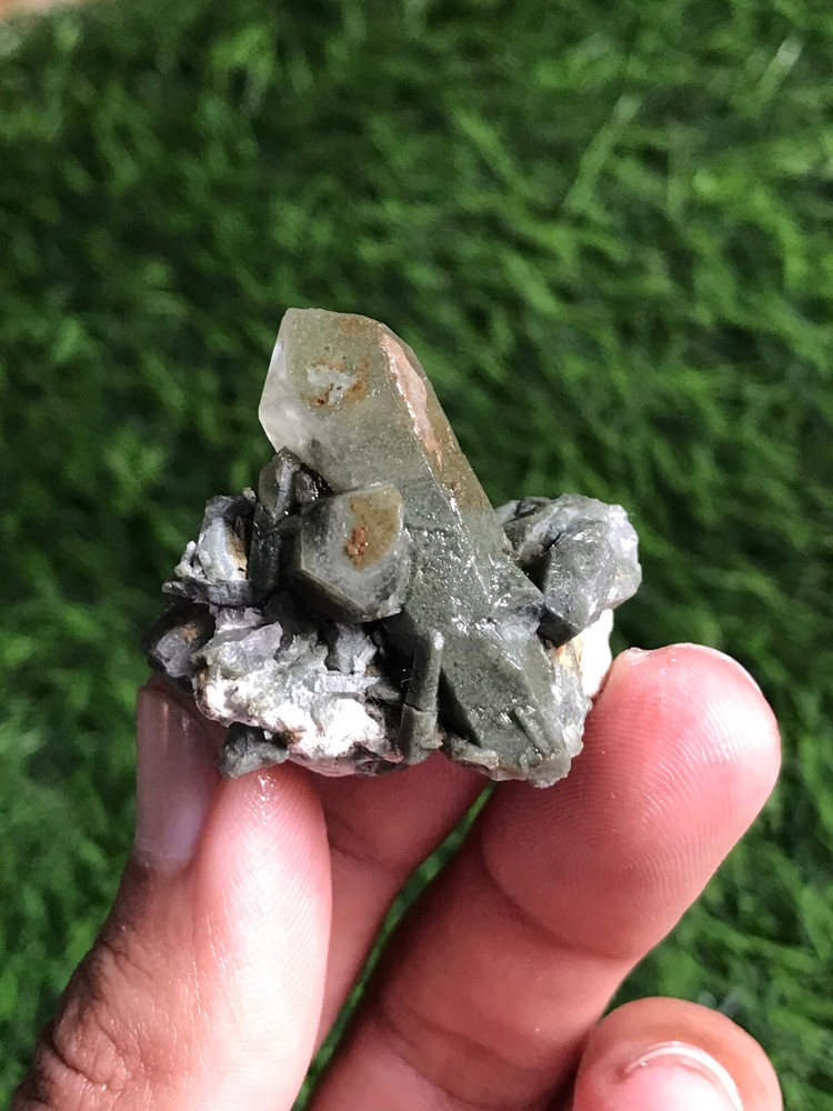 101 Carat Beautiful Chlorine Quartz Crystal Cluster From Balochistan Pakistan