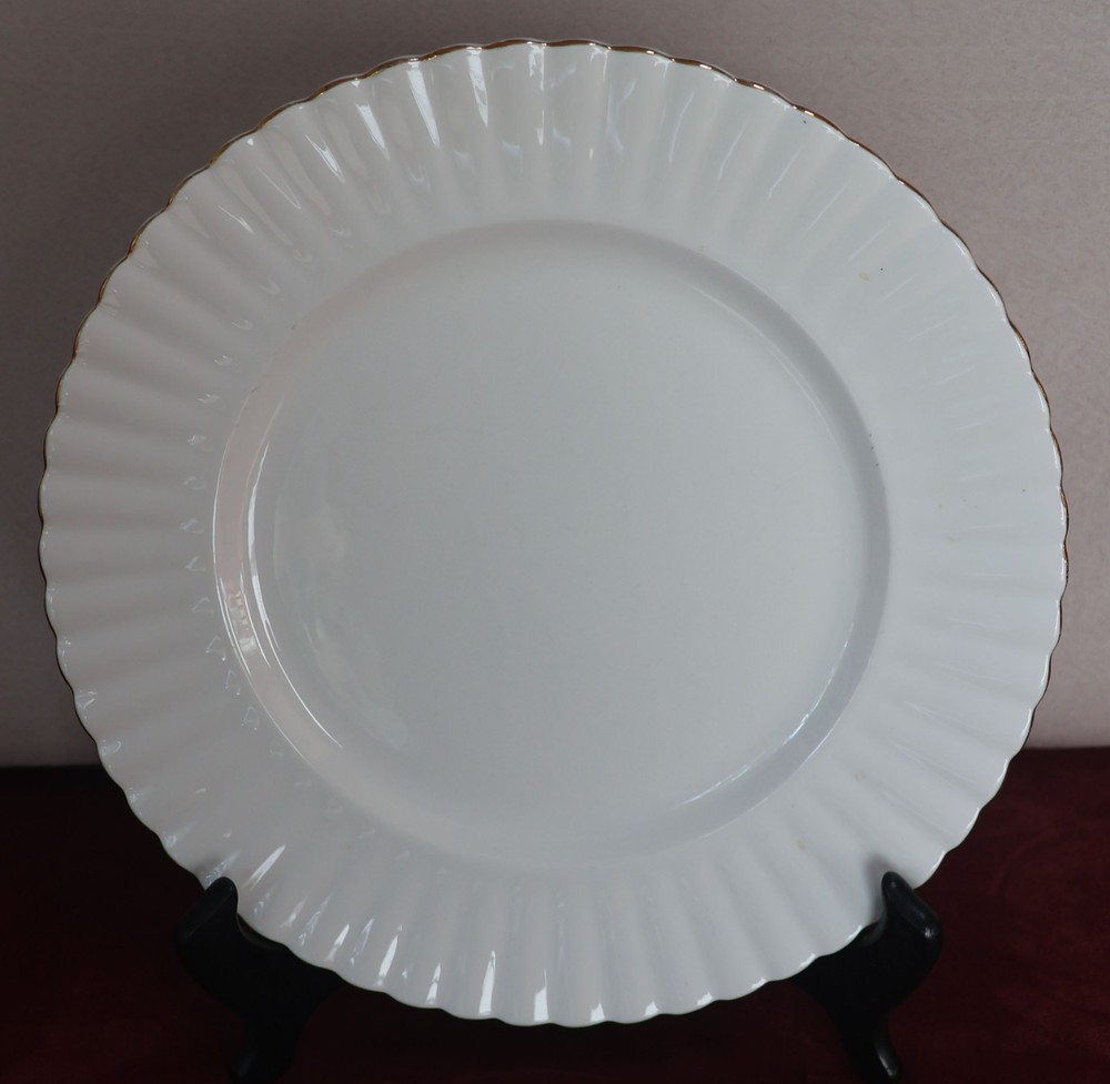 Royal Albert Val D'or 10 1/4
