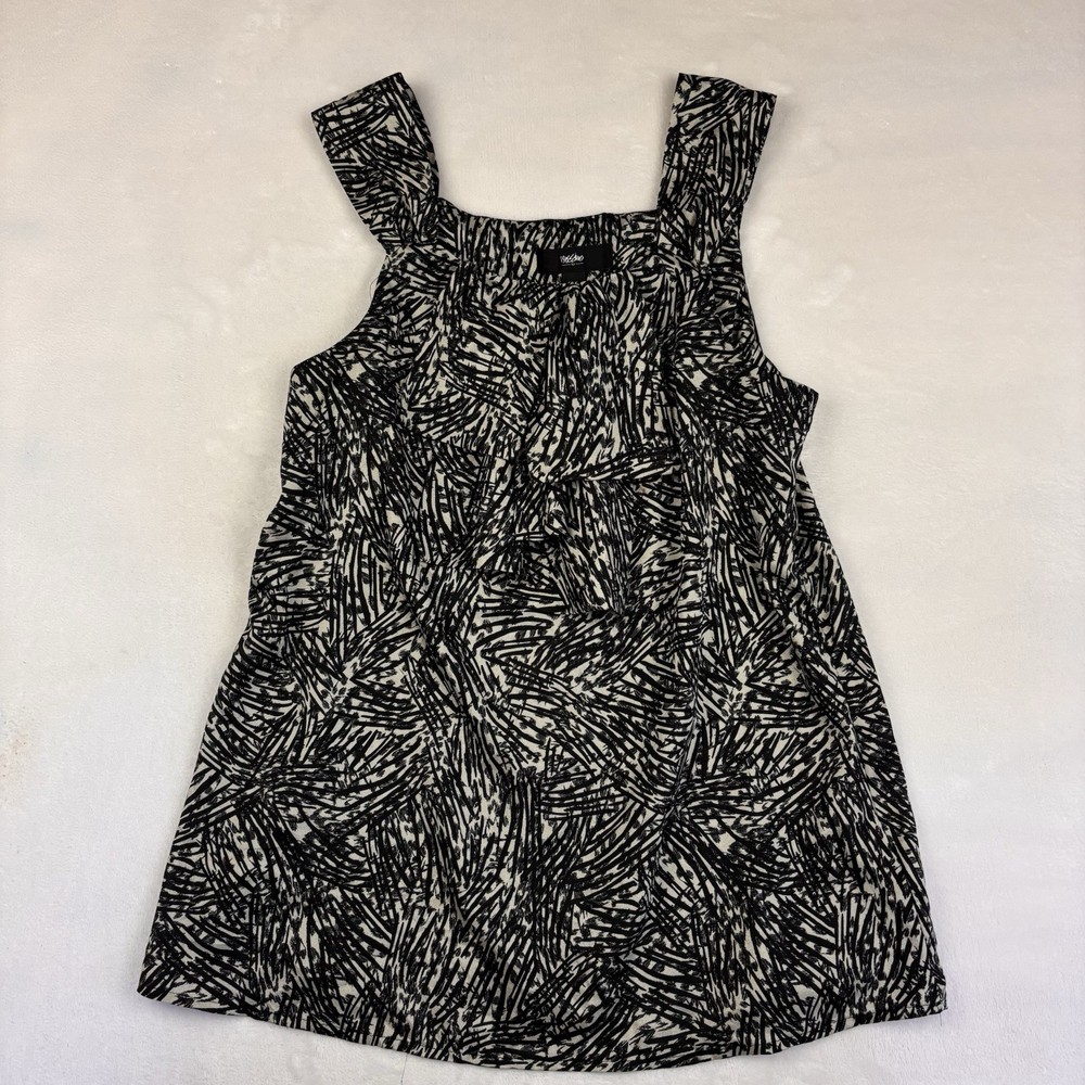 Mossimo 100% Polyester Top Size Small Black And White Abstract Design Blouse