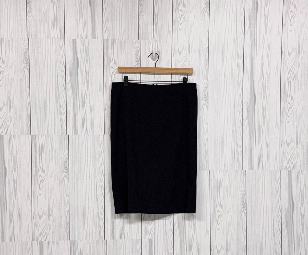 Rafaella skirt womens size 10 high rise straight pencil solid black stretch