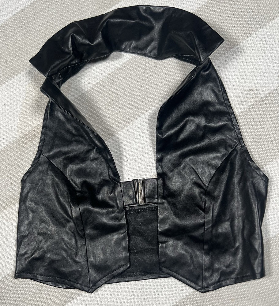 Shein Cropped Vest Top Women's Size Medium Black Front Clip Sleeveless