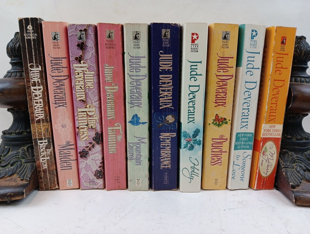 Lot of 10 Jude Deveraux Paperbacks Women’s Fiction Romance Novels 01