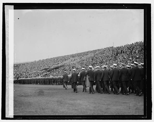 Photo:Princeton NJ 1925 Navy Middies Football Game Parade Crowd