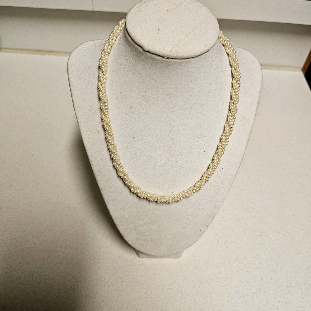 Gold Tone Clasp Faux Seed Pearl Choker Vintage Necklace