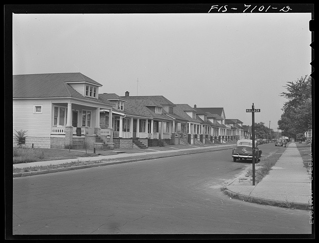 Photo:Detroit Michigan 1942 Hallereck Street Houses Neighborhood Scene