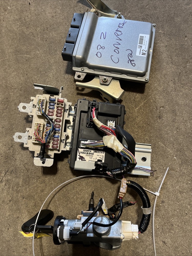 2007 auto  Nissan 350z  AT ECM ECU BCM Key Engine Computer Module