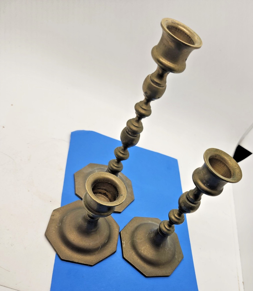 Vintage Set of 3 Brass Candlestick Holders - Tiered Design with Octagonal Bases