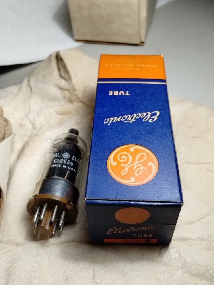 Vintage NOS RCA GL-2E26 Vacuum Tube for Enhanced Audio Performance