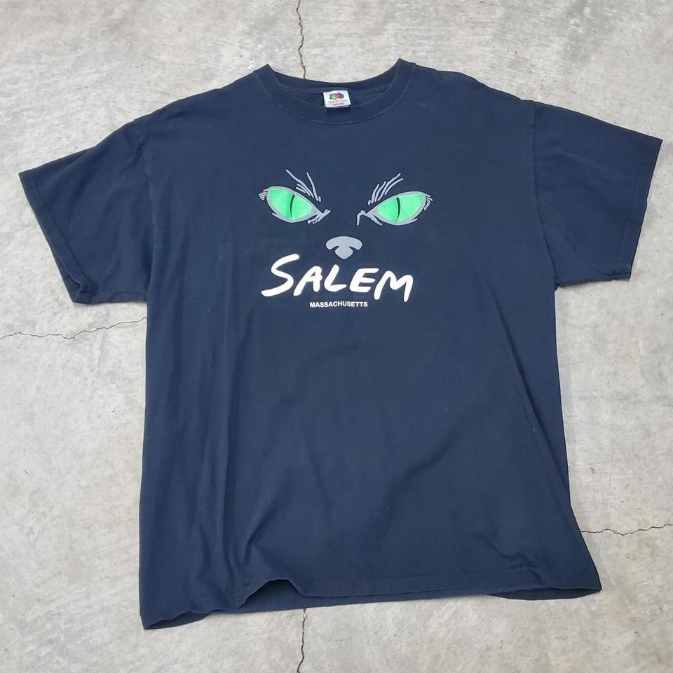Vintage Salem Massachusetts Black Cat Spooky Green Eyes Graphic T-Shirt