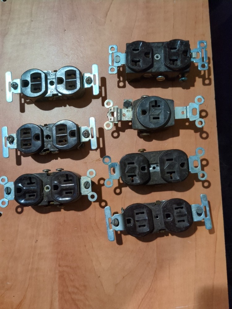 Lot of 7 Brown 2-P, 3-W Grounding Duplex Receptacle 15A-125V Some NOS & Used