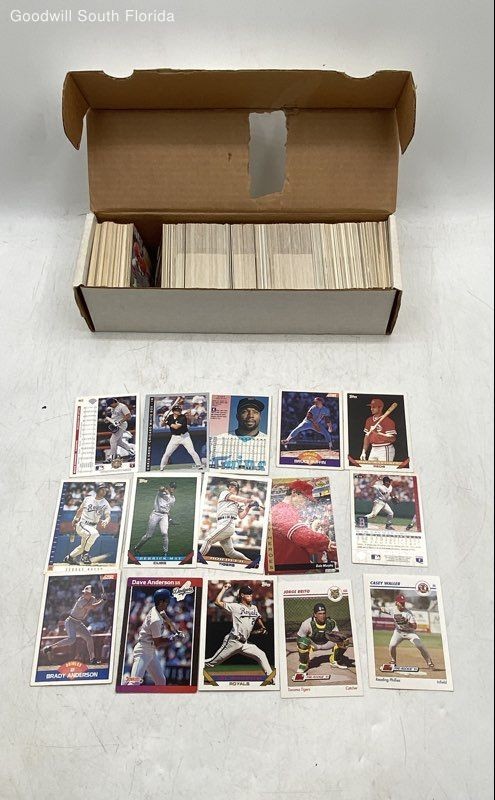 Lot Of Assorted Multicolor Collectible Sports Mixed Variety Trading Cards
