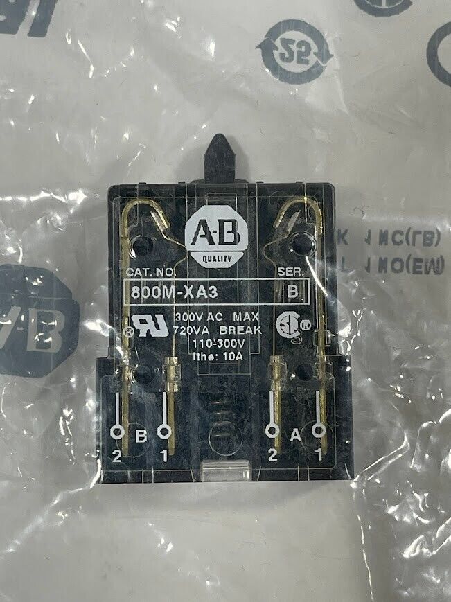 New! Allen Bradley 800M-XA3  Contact Block  1-NOEB 1-NCLB  Ser B