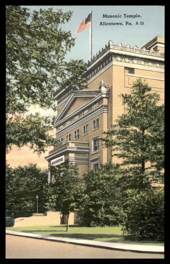 Postcard Masonic Temple in Allentown, PA