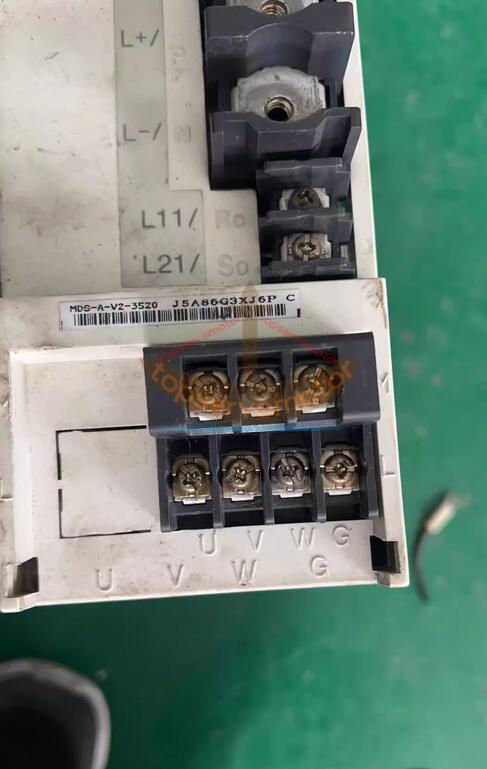 ONE used MITSUBISHI SERVO DRIVE MDS-A-V2-3520 MDSAV23520