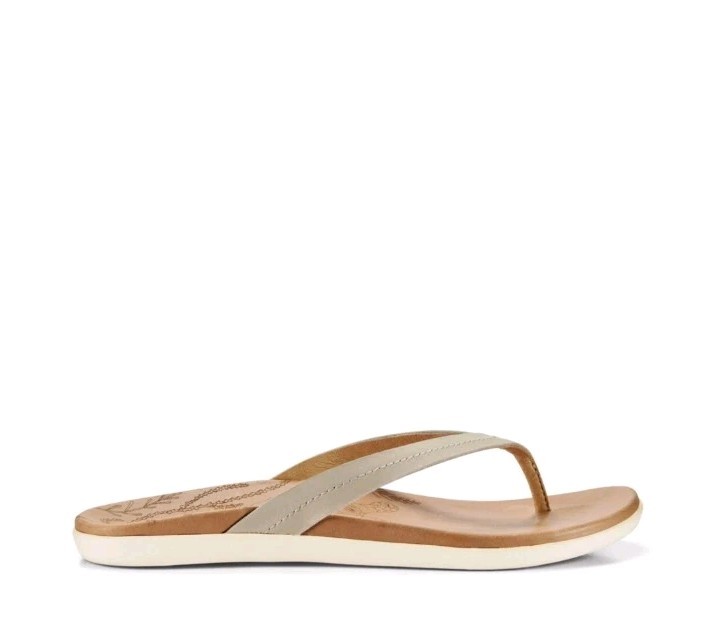 OluKai Women's Hanu Leather Beach Beige Tapa/Golden Sand Sandals Size 6