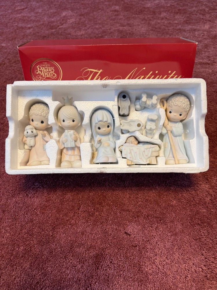 Precious Moments Christmas Nativity Set In Orig. Box 9 Pieces Resin Sweet Style