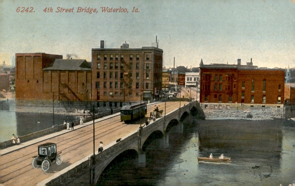 4th Street Bridge, Waterloo, Iowa, 1914 Postcard