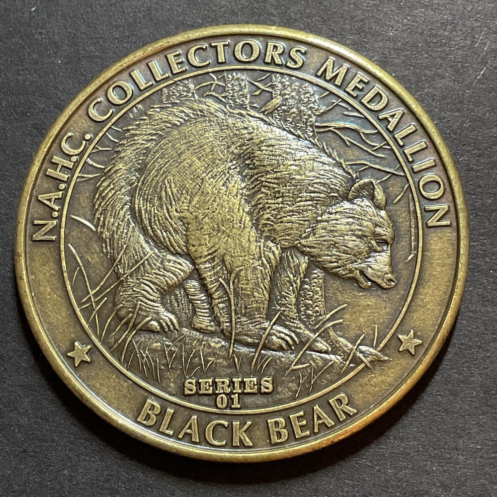 Vintage BLACK BEAR Animal American Hunting Club USA Token Medal Exonumia #11