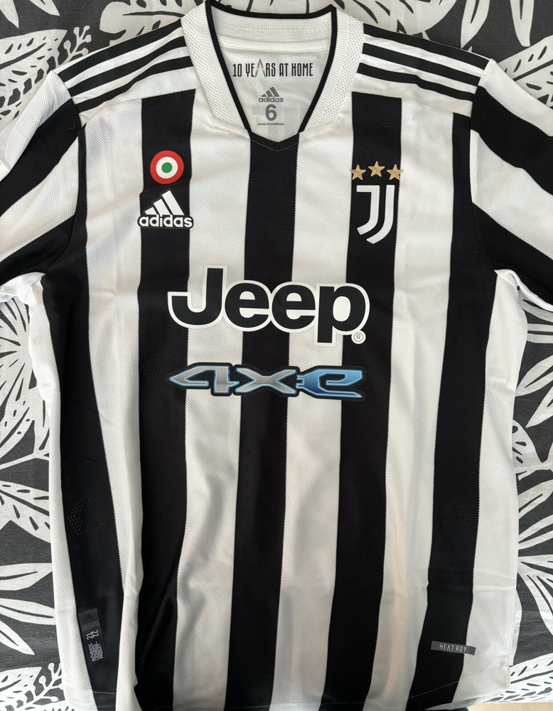 Home Match Issued/Worn Federico Chiesa Juventus Serie A 2021/2022 Race Jersey