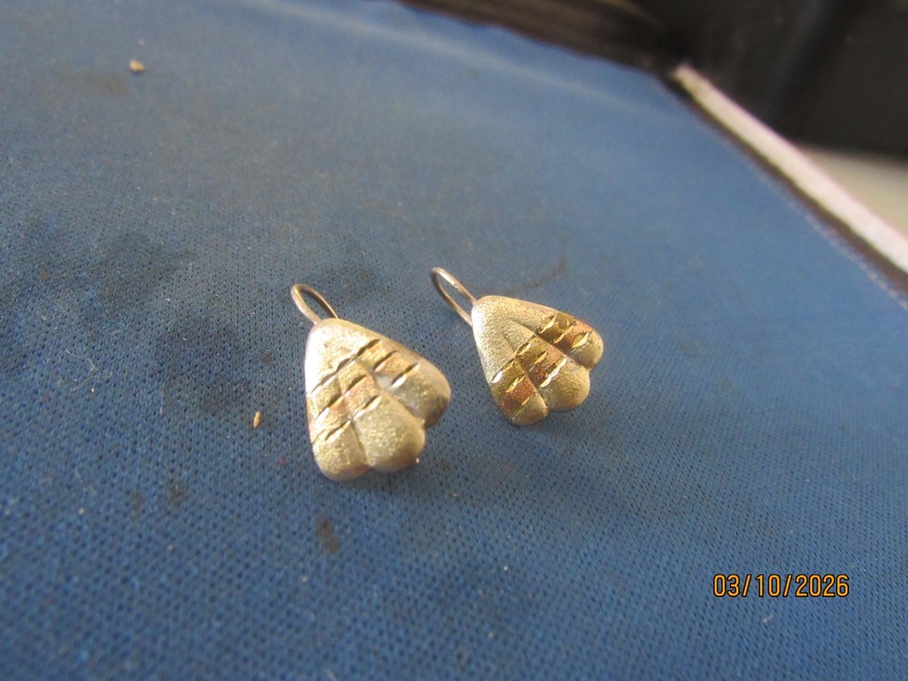 Vintage Brushed Sterling Silver Inlay Copper Design Pierced Wire Earrings