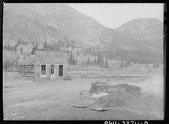 Photo:Mountain Valley Log Cabin Store 1900s Rural Frontier Landscape