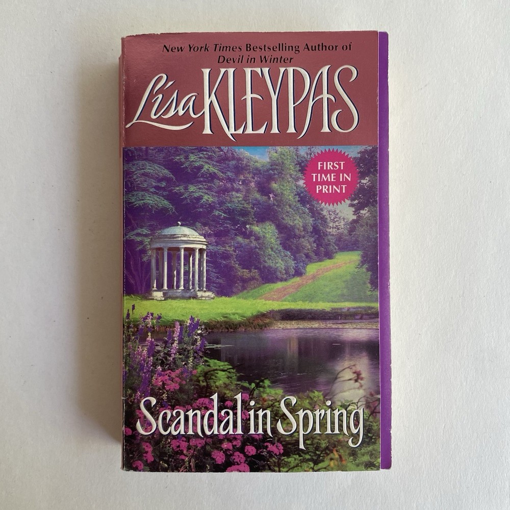 Scandal in Spring by Lisa Kleypas, Wallflowers Series #4 Avon Historical Romance