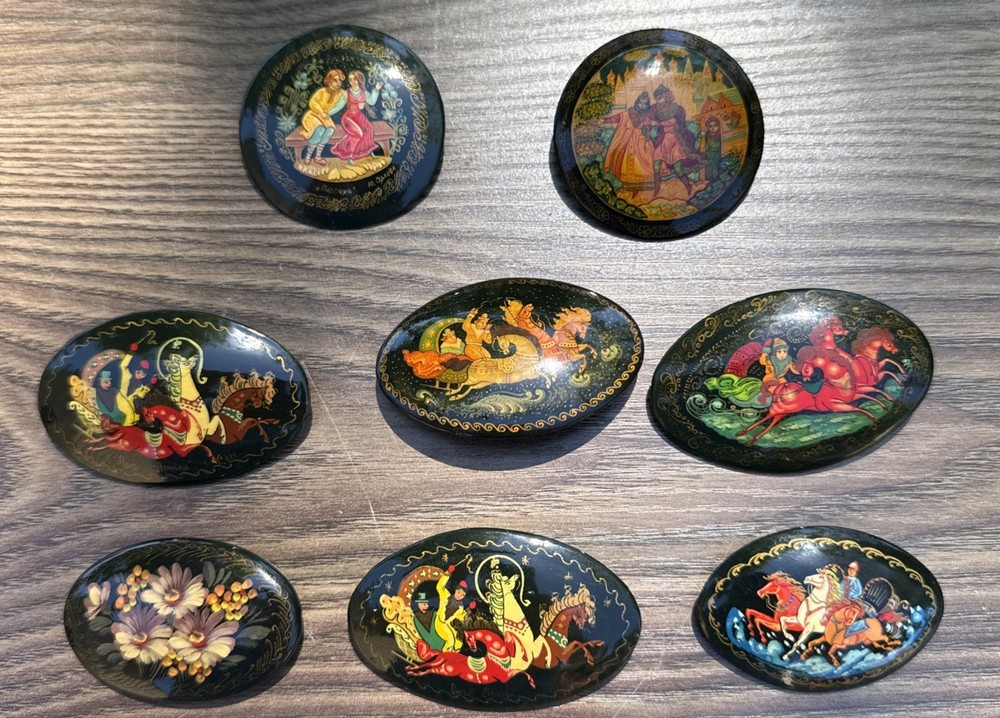 Vintage Russian Brooch Hand Painted Horses Floral Ect Black Oval-Circle Lot of 8