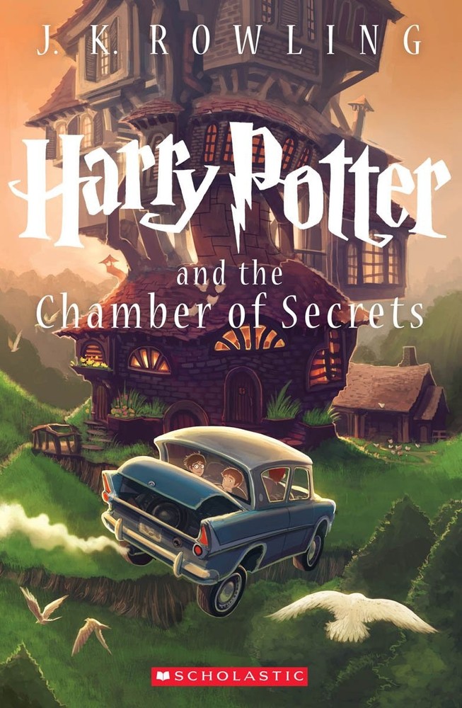 Harry Potter and the Chamber of Secrets (Book 2) (2)