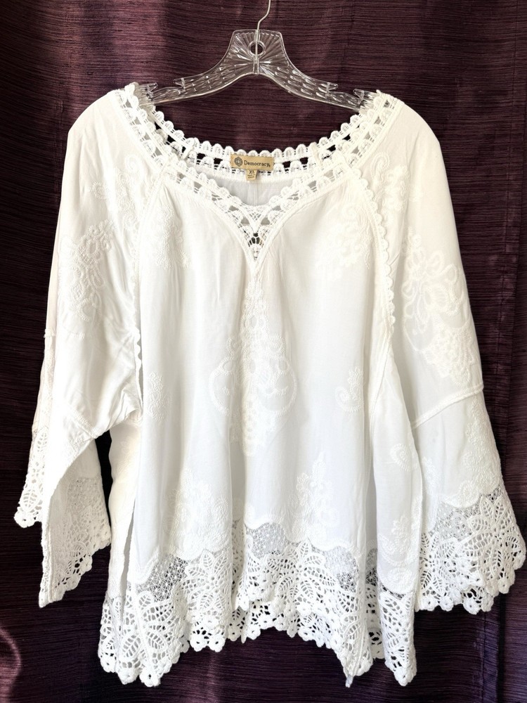 Democracy Embroidered Blouse Womens Size XL Boho Crochet Lace Top Peasant Shirt