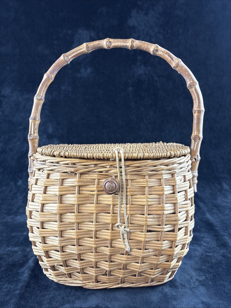 Vintage Wicker Bamboo Basket Tightly Woven Hinged Lid Approx 14