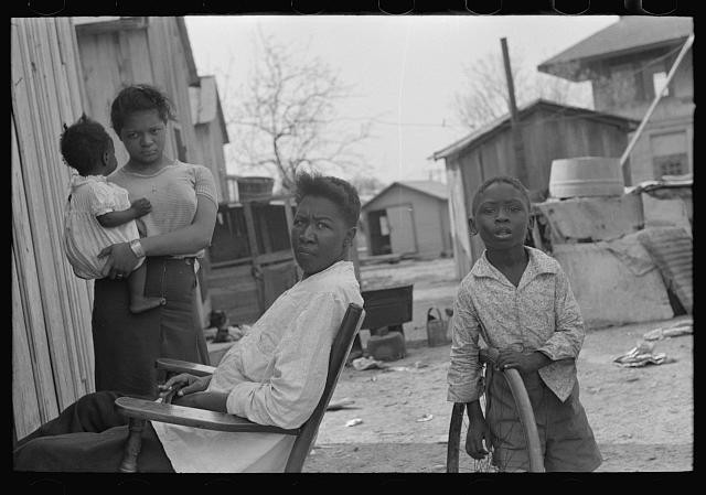 Photo:1930s African American Family Rural Yard Black and White Photo