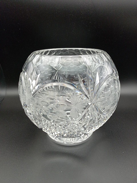 Vintage Lead Crystal Rose Bowl Etched Grapes Leaves Vine Vase Fluted Edges