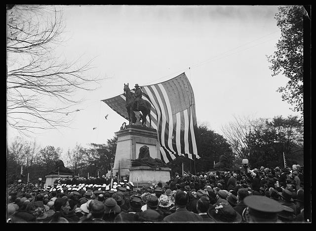Photo:Washington D.C. Ulysses S. Grant Memorial Crowd 1922 Flag Capitol