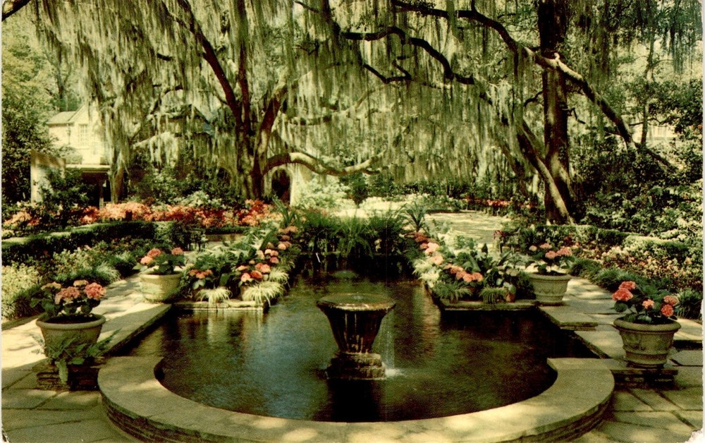 BELLINGRATH GARDENS, MOBILE, ALABAMA, fountain, pool, Postcard