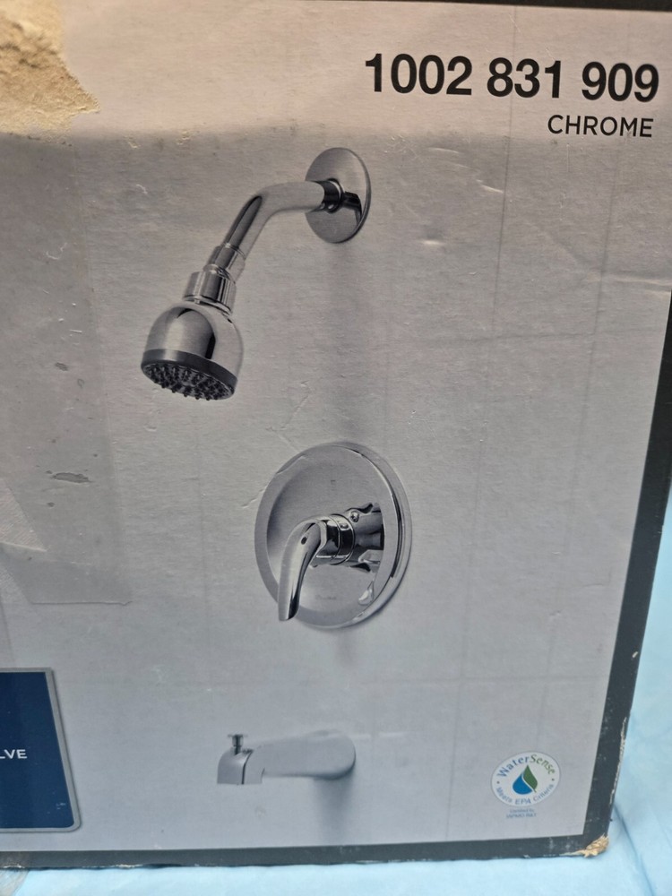 Glacier Bay Aragon 1002 831 909 Chrome Tub and Shower Faucet 32-Inch