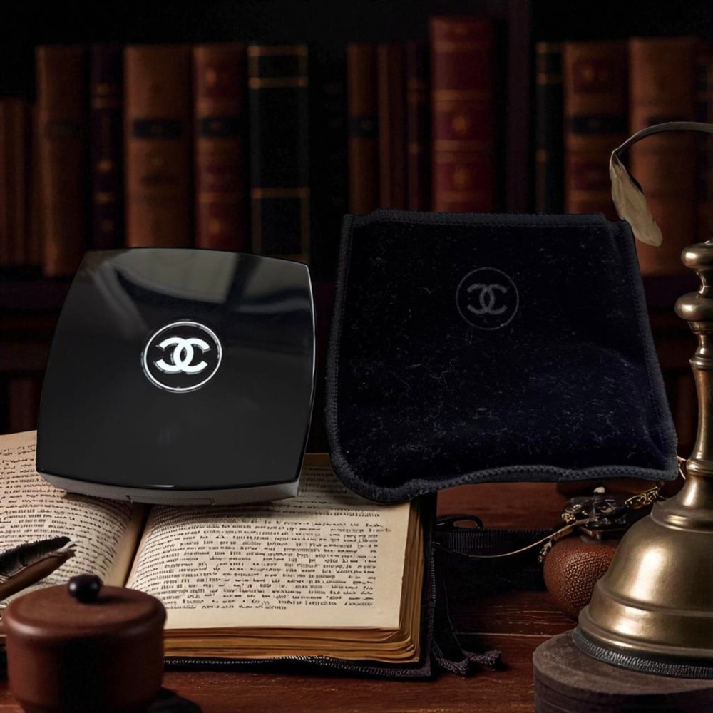 Chanel Candeur et Experience 4-Color Eyeshadow Palette 268