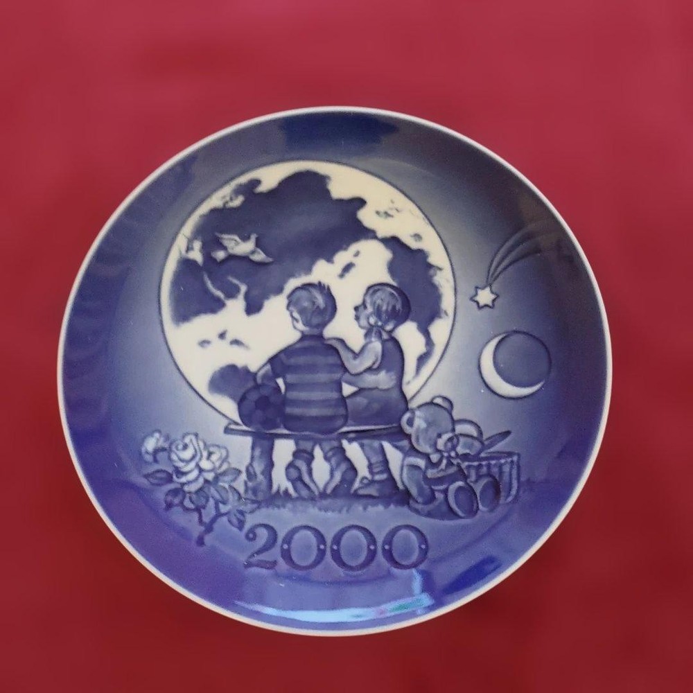 Royal Copenhagen Millennium Plate 2000 Christmas Limited 18cm Used