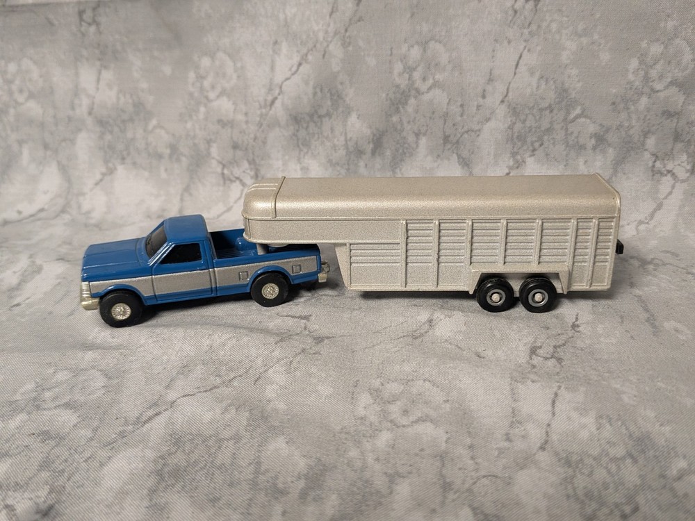 ERTL Lot of Blue Truck & Gooseneck Stock Trailer **  1/64 scale DIECAST **