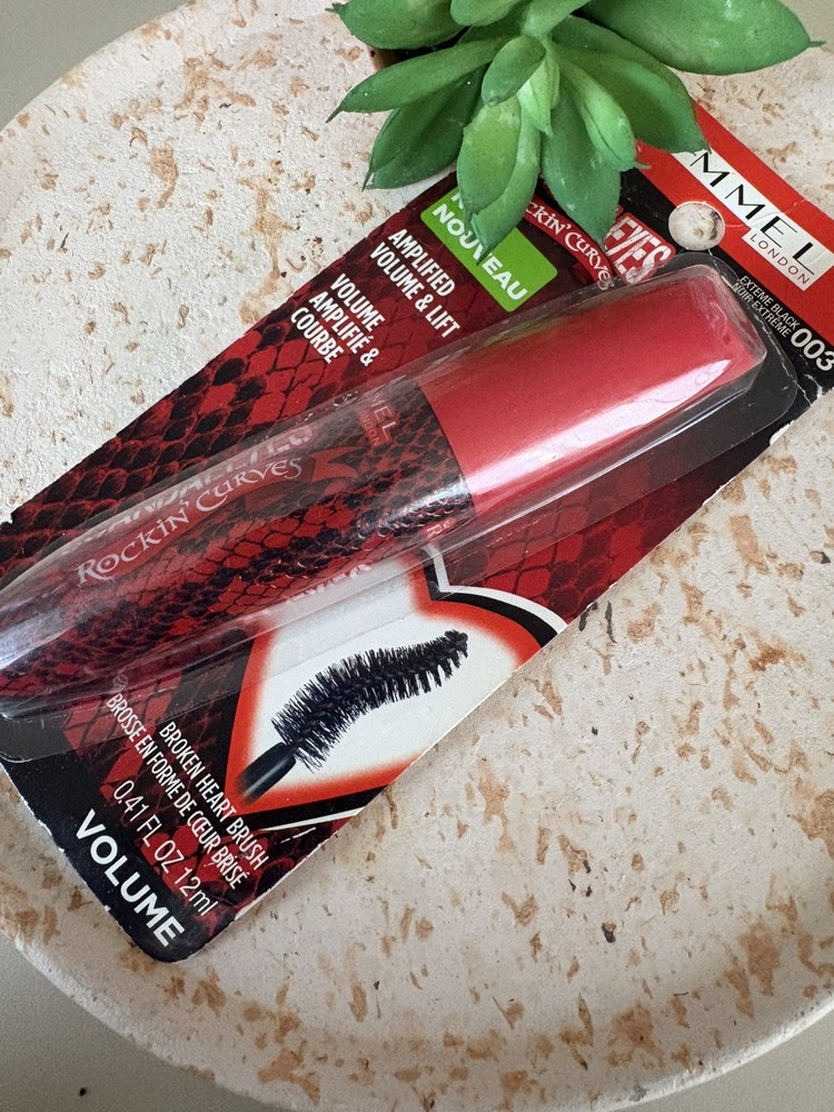 Rimmel ScandalEyes Rockin' Curves Mascara 003