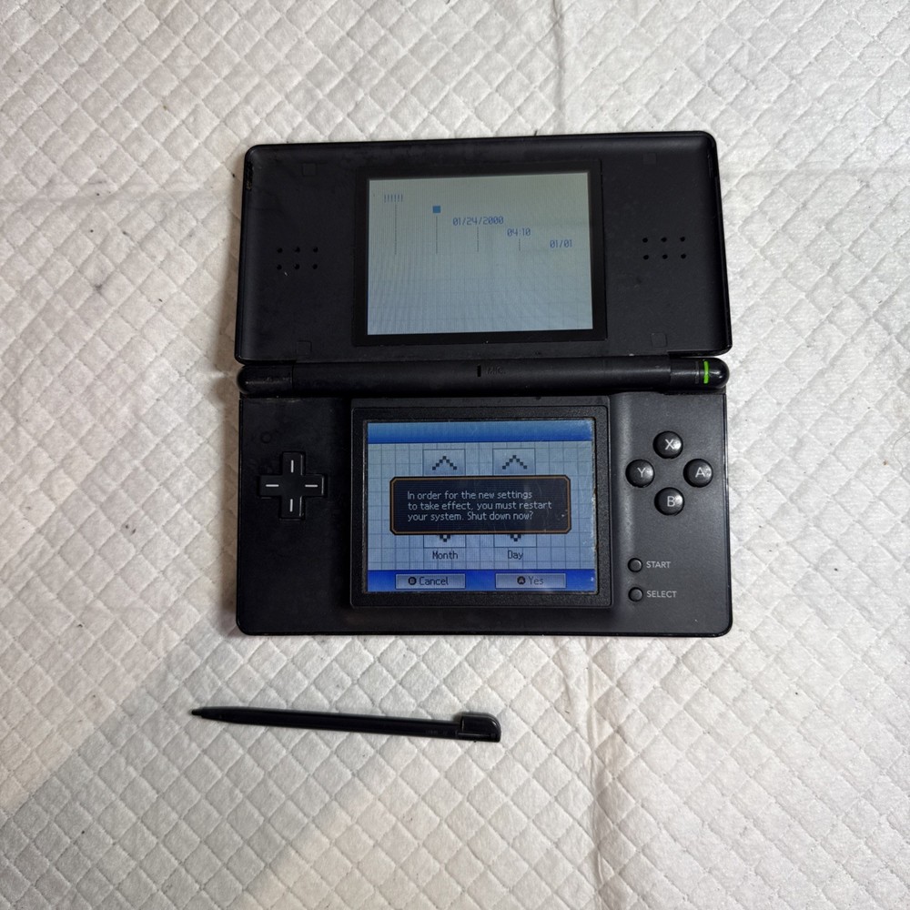 Nintendo DS Lite USG-001 Blue Black Handheld Console