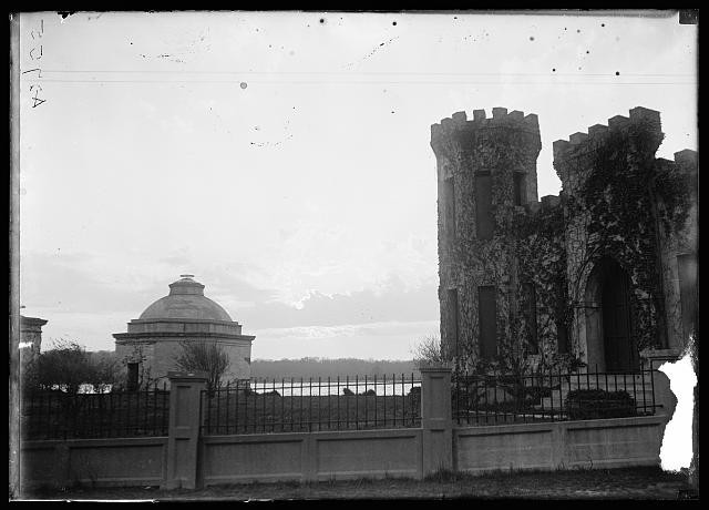 Photo:Pump house at the Georgetown Reservoir, Washington, D.C.