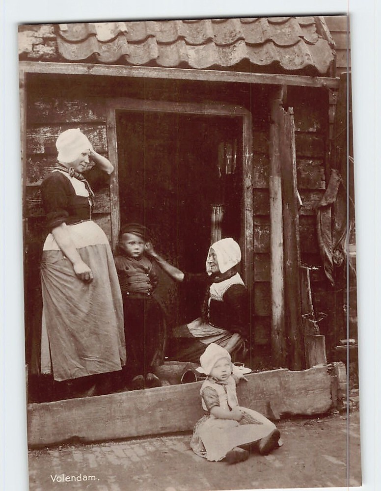 Postcard Vintage Photo of a Family in Volendam Netherlands